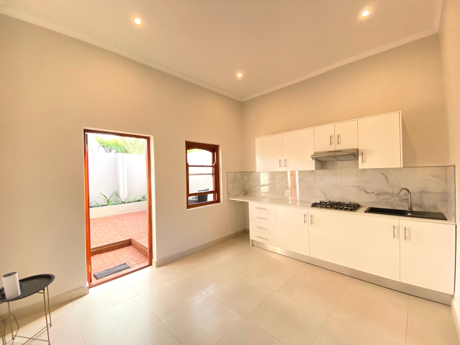 To Let 1 Bedroom Property for Rent in Flamingo Vlei Western Cape
